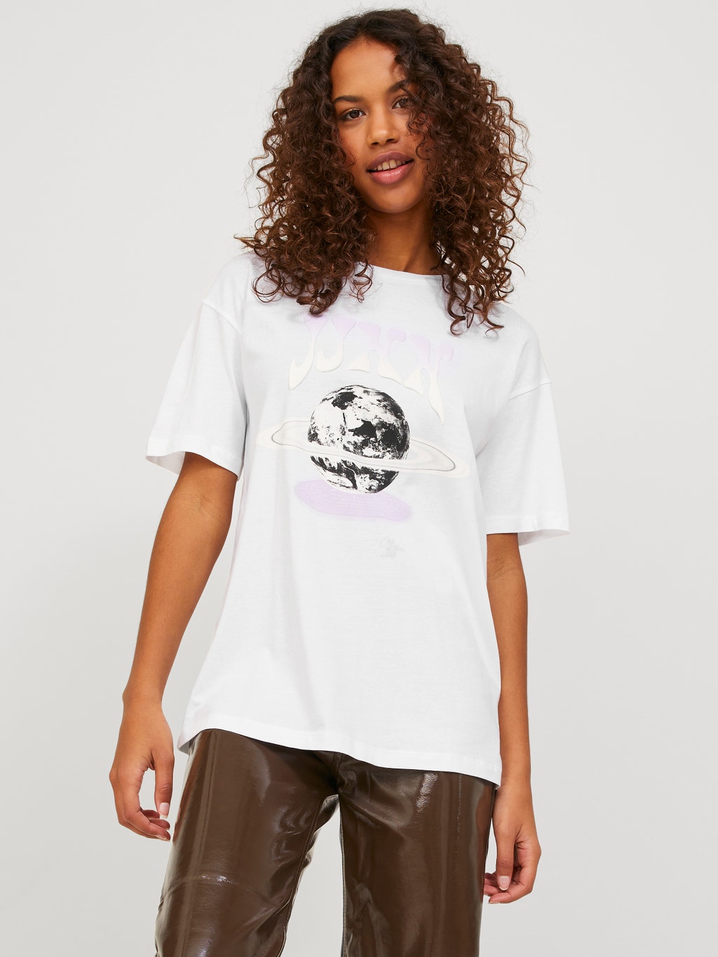 Geschikt Rechtzetten Ik was mijn kleren JXAstral SS Relaxed T-shirt with 20% discount! | Jack & Jones® Geschikt Rechtzetten Ik was mijn kleren JXAstral SS Relaxed T-shirt with 20% discount! | Jack & Jones®