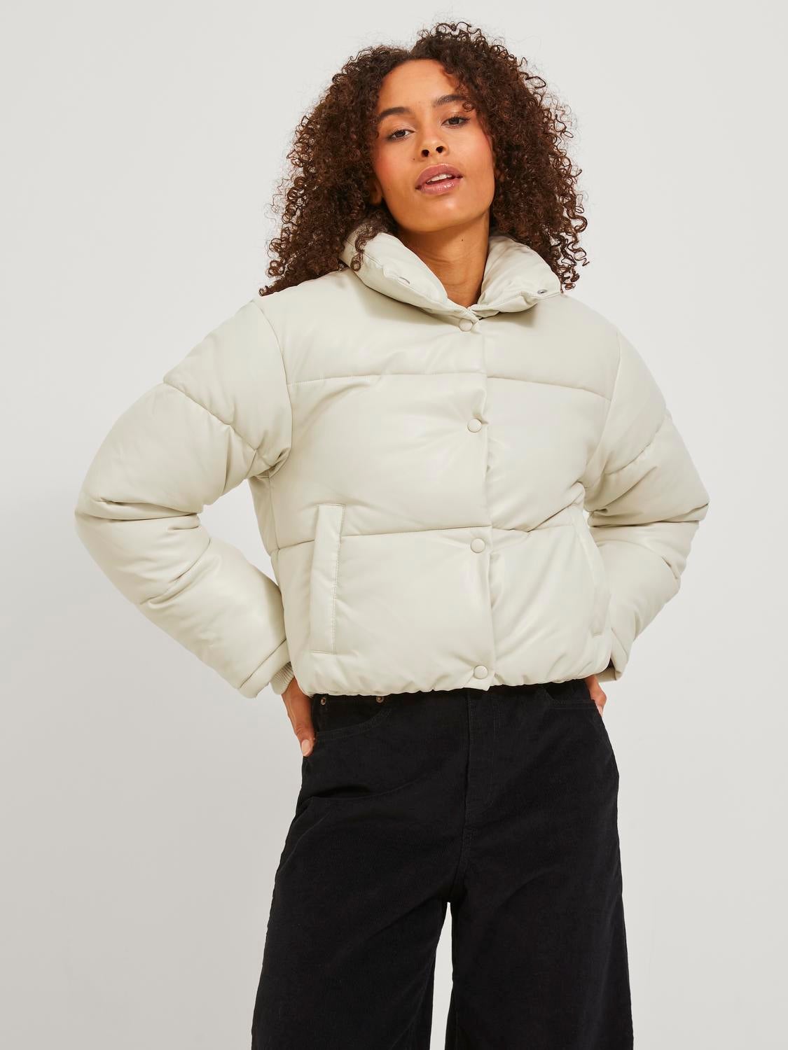 White puffer store jacket forever 21