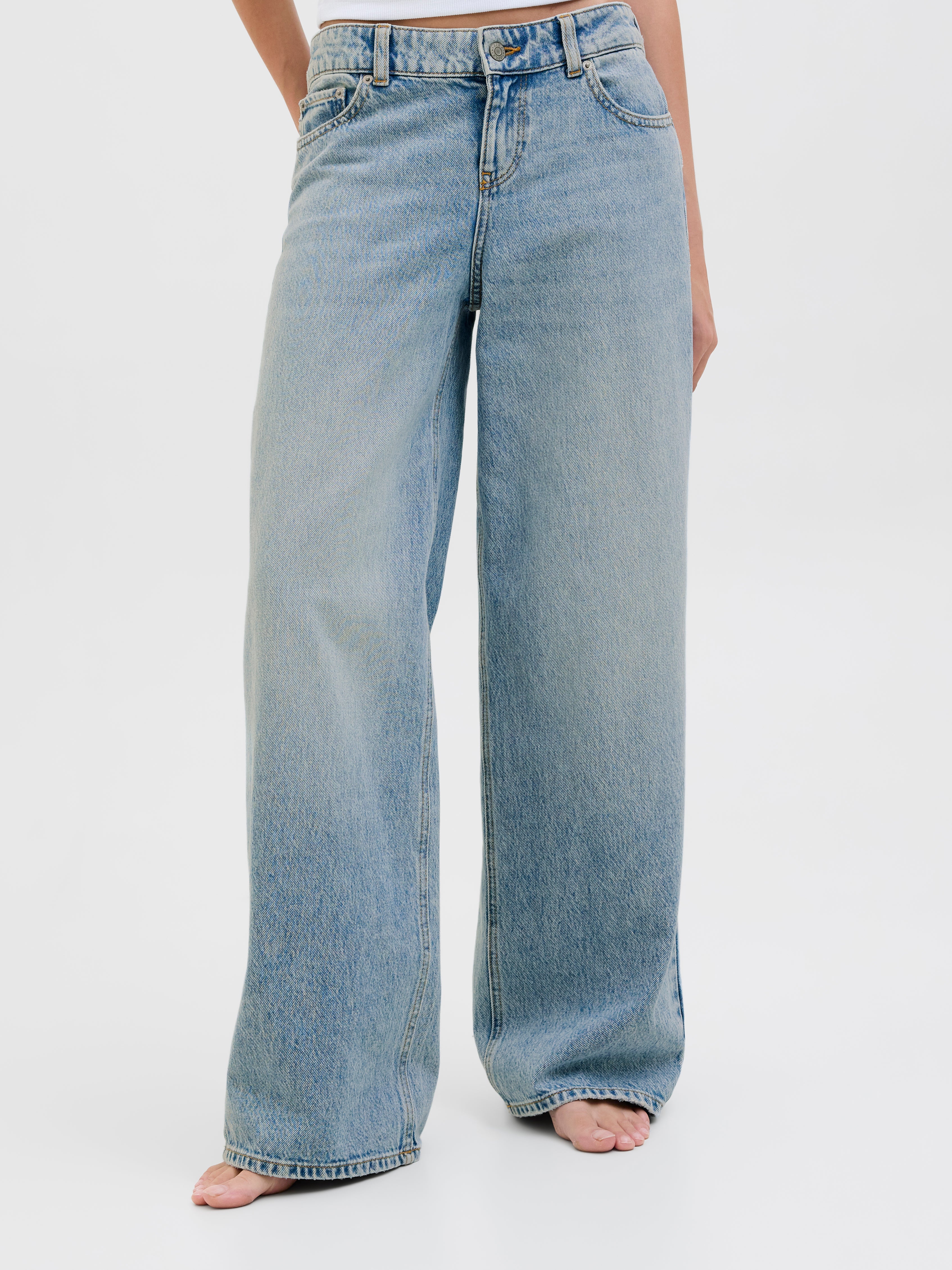 Wide Leg Jeans: Black, White & More | JJXX